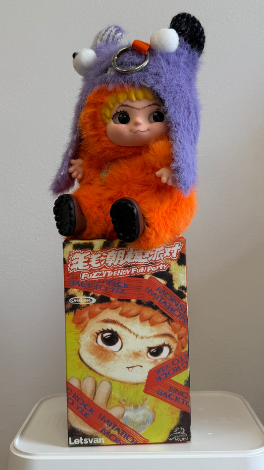 Figurka kolekcjonerska Cool Cool – Fuzzy Trendy Fun Party Wakuku