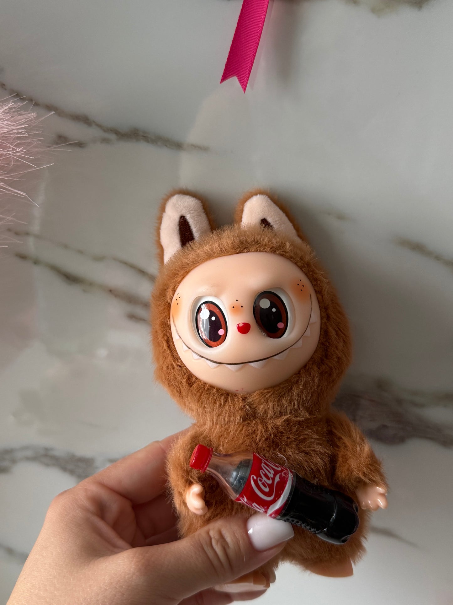 Pluszowe breloczki z Coca-Colą – edycja limitowana! 🧸🥤