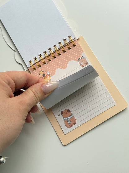 🦫 Domek z naklejkami – Kapibara+notes