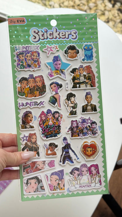 K-POP HUNTRIX 3D – uniwersalne naklejki!