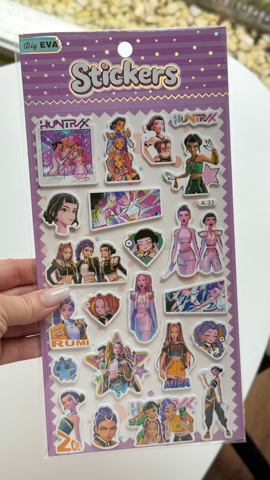 K-POP HUNTRIX 3D – uniwersalne naklejki!