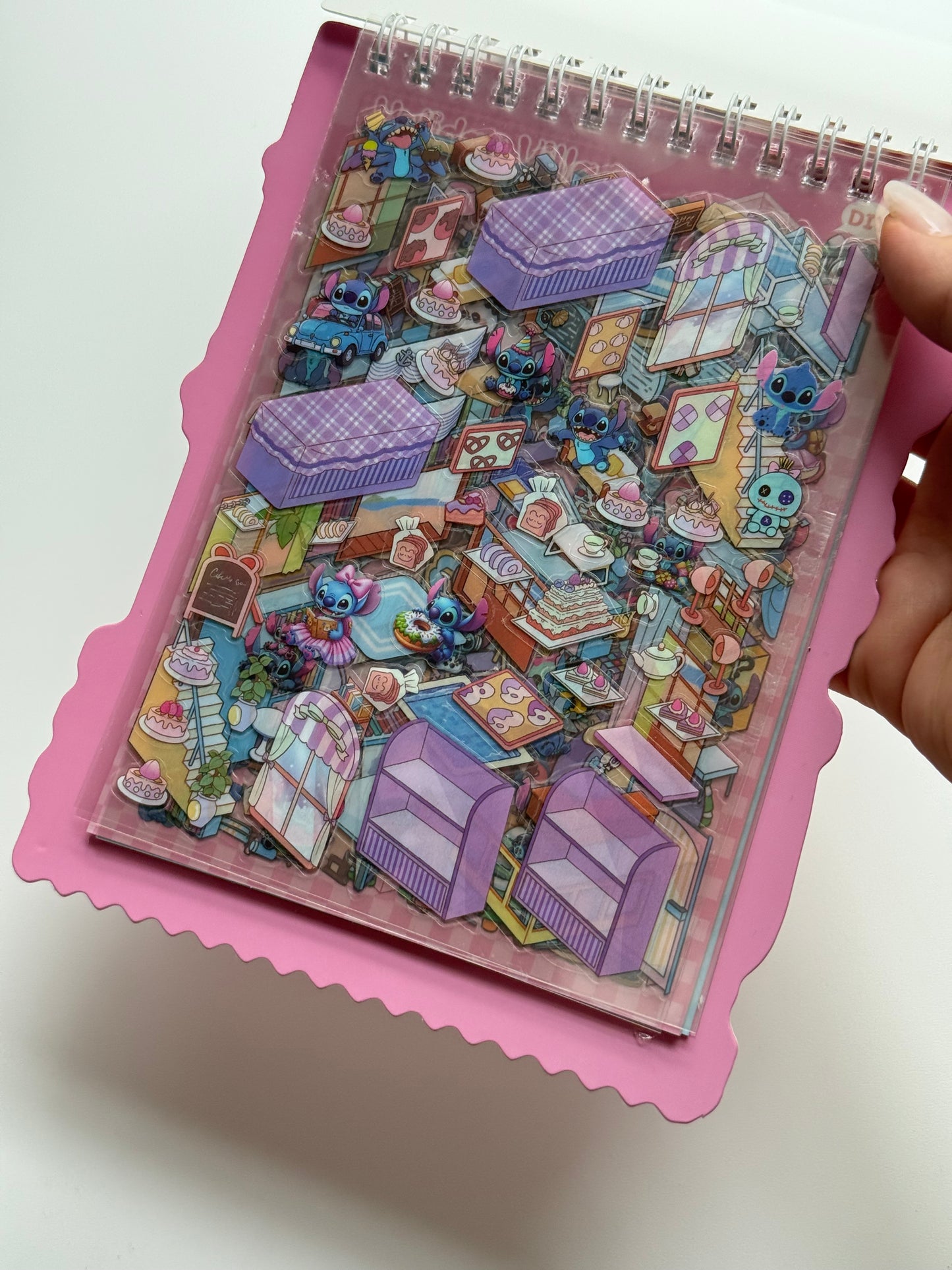 Domek do wyklejania Stich