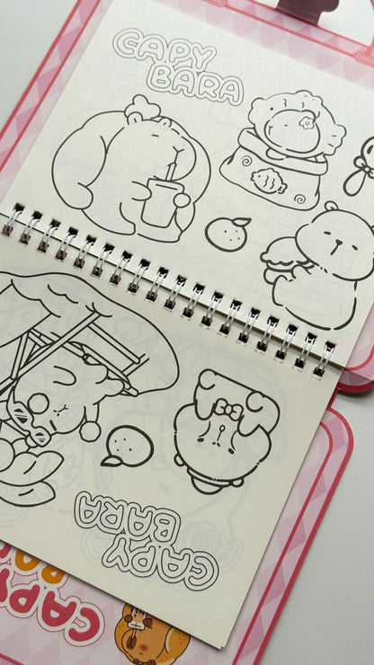 Domek do wyklejania + kolorowanka z Kapibarą – zestaw w formie walizki