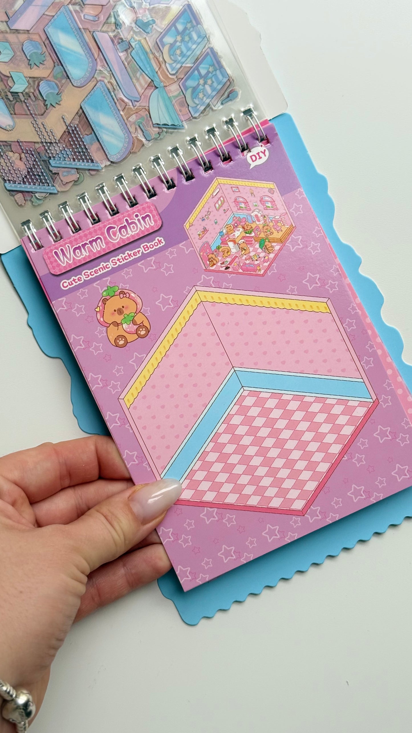 Domek do wyklejania z Kapibarą – kreatywny zestaw Montessori (3D)