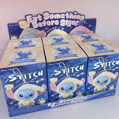 Pluszowy brelok Stitch w piżamce – wersja niespodzianka 💙🌙🍕
