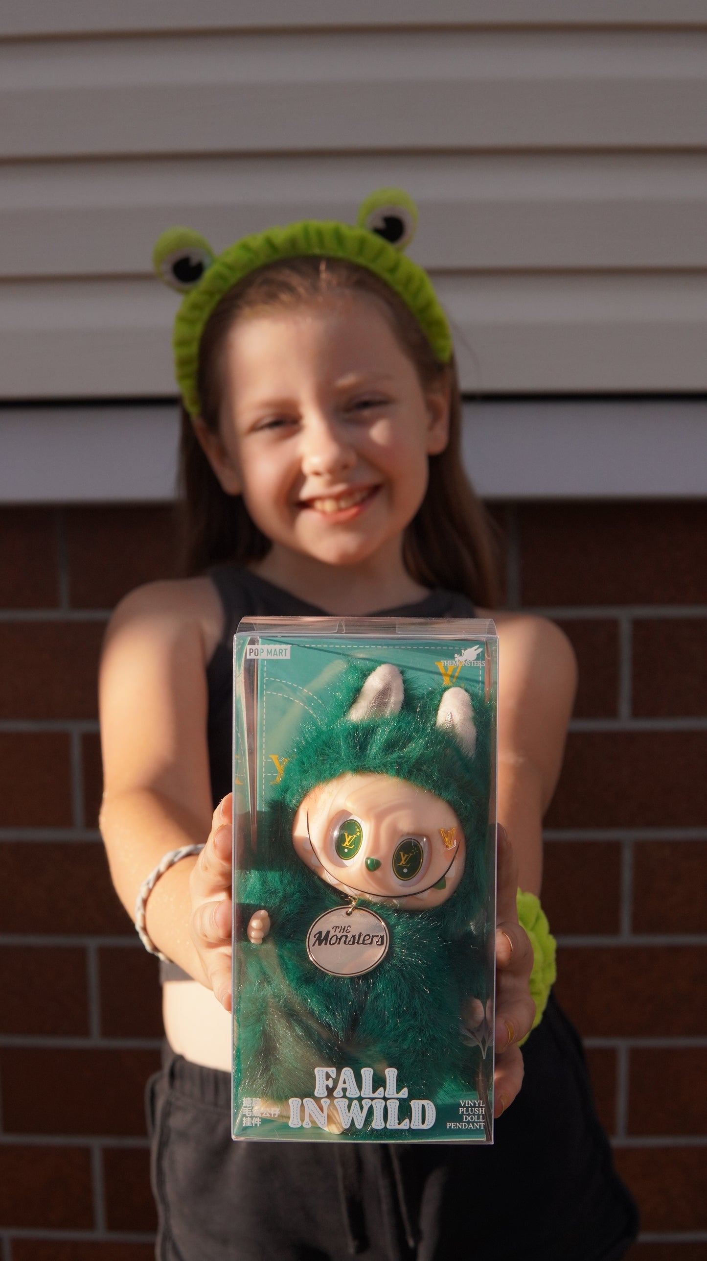 Pluszowy brelok Labubu Fall in Wild – zielona edycja kolekcjonerska 💚✨